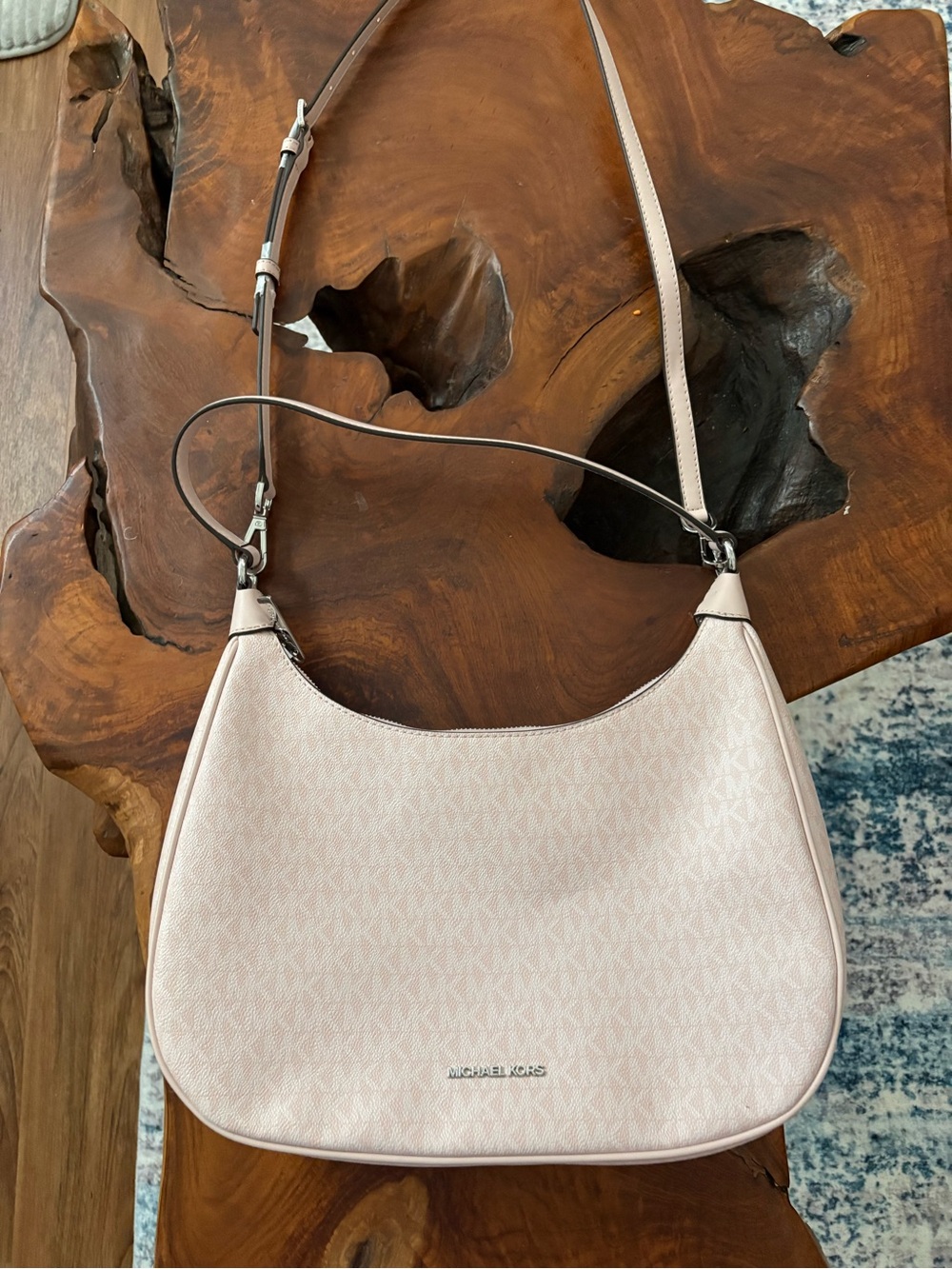 Michael Kors Blush Logo Crescent Shoulder Bag - Picture 3 of 6